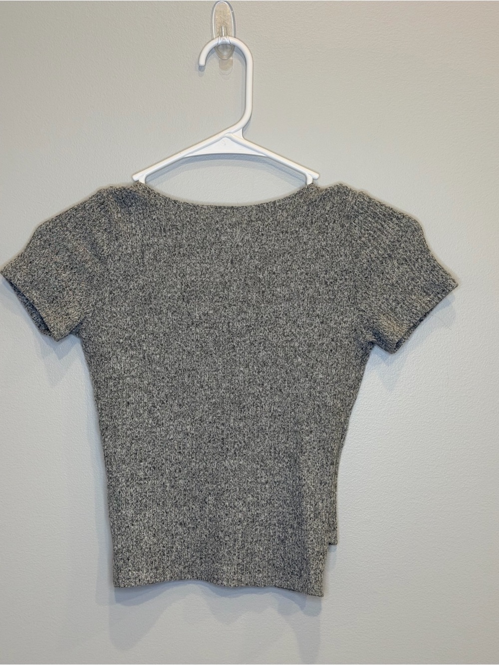 Hollister Heather Ribbed Knit Marl Wrap V-Neck Crop Top Size XS - Picture 2 of 7